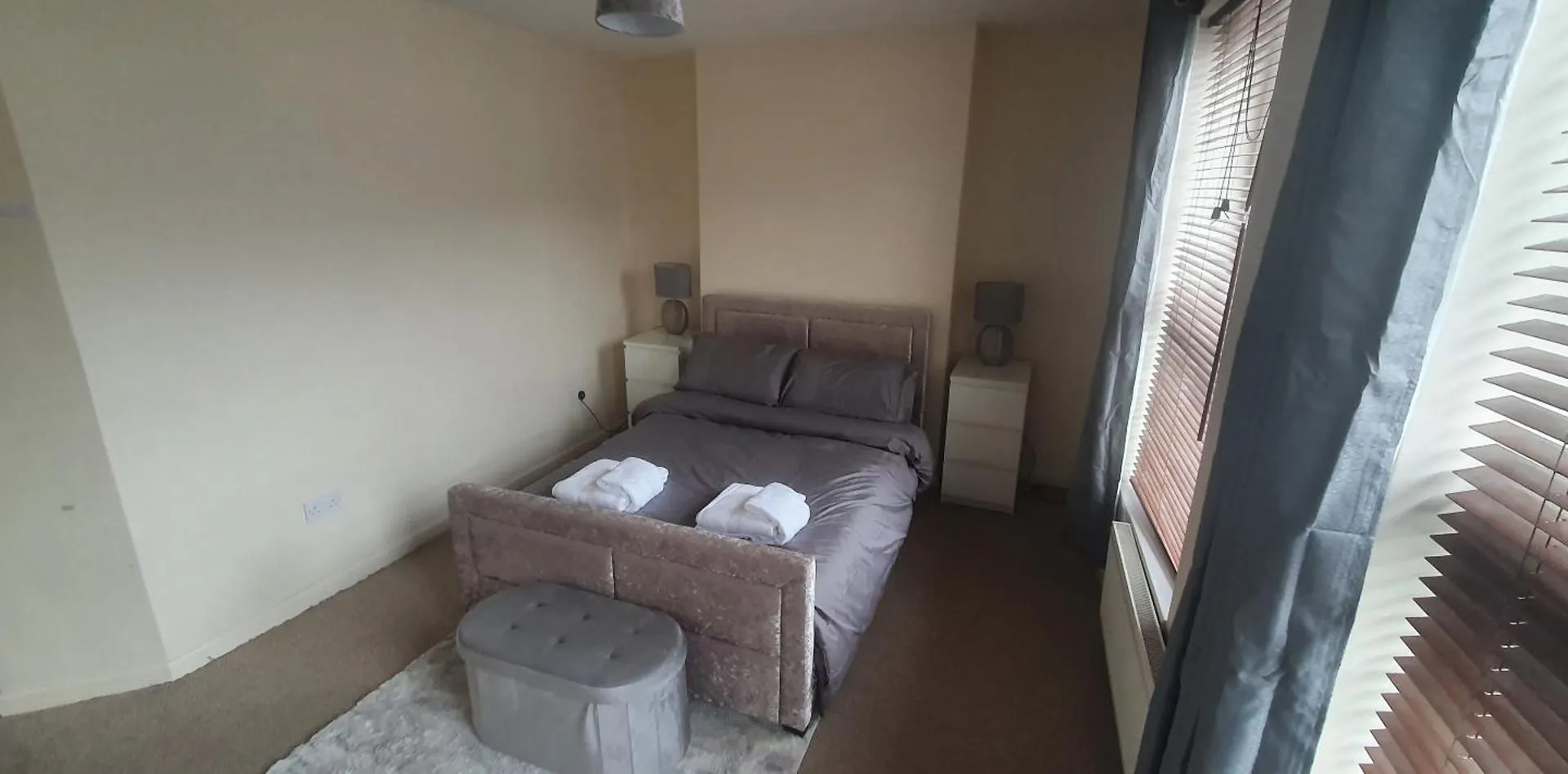 The Opal Suite - 2 Bedroom Apartment With Wifi And On-Street Parking - 10 Mins From Cardiff City Centre & Cardiff City Stadium